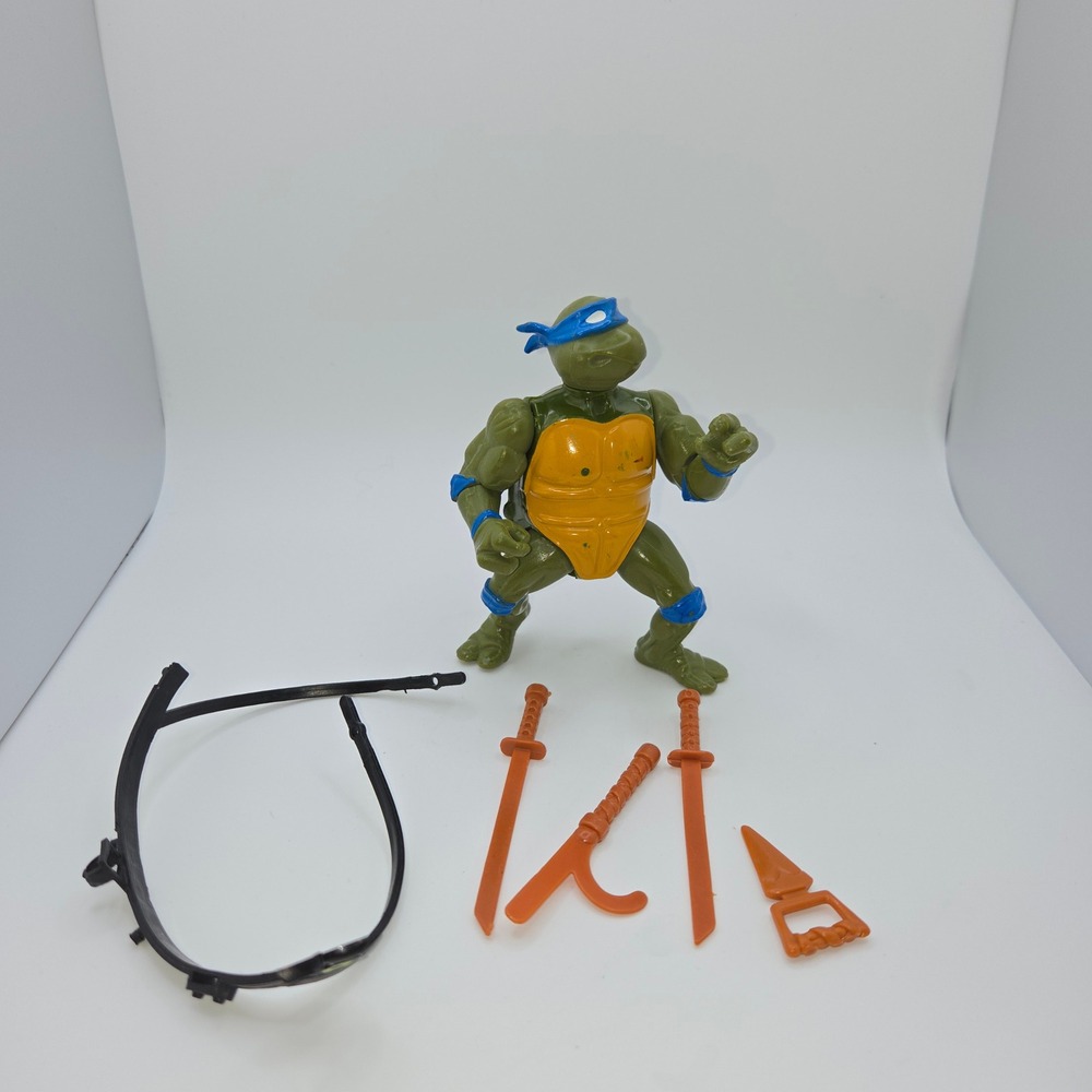 Vintage 1988 Playmates TMNT Leonardo Action Figure Soft Head Blue Bandana Gear